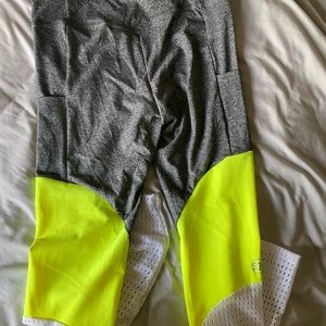 Stay Honey Distinct Pants